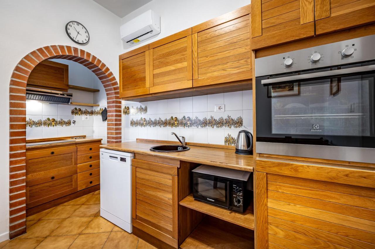 Yid Comfortable With Lift Apartamento Florencia